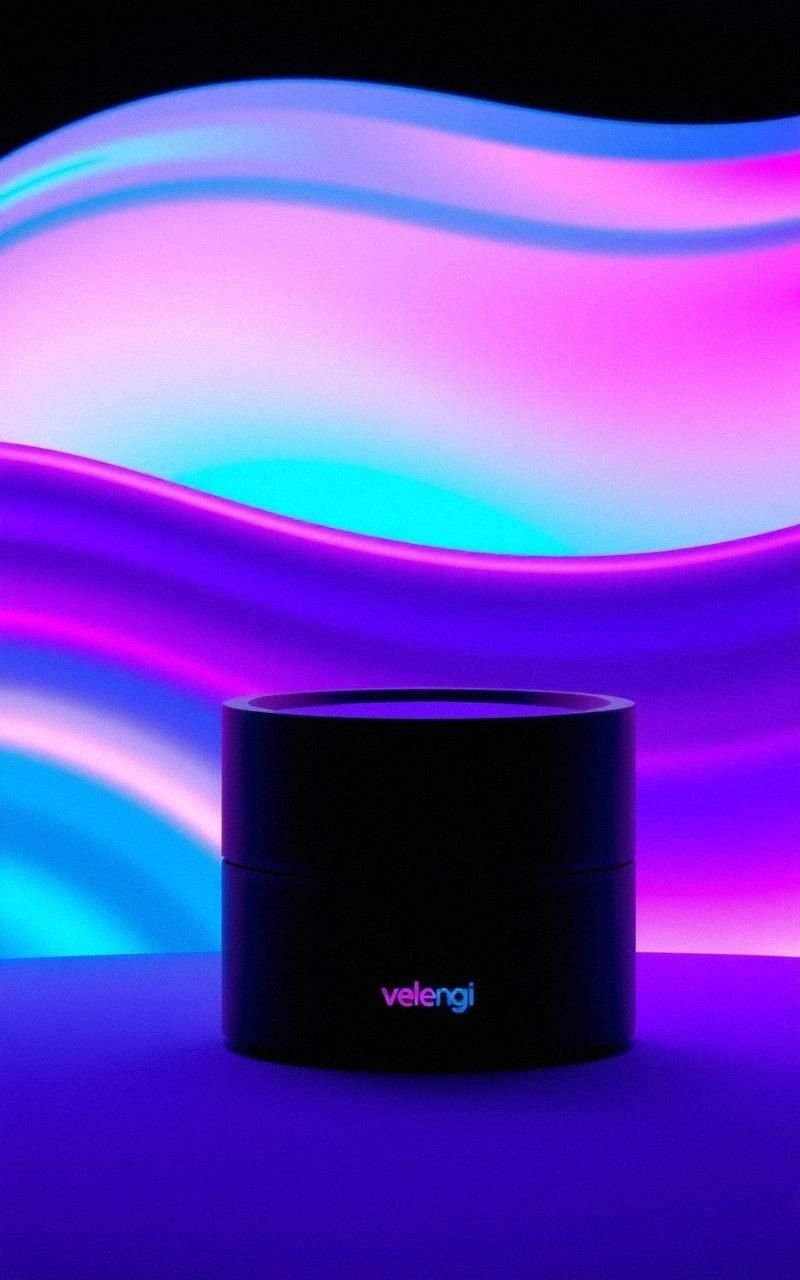 Colorful Gradient Abstract Line Art Design